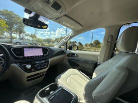 2021 CHRYSLER PACIFICA HYBRID VAN V6, HYBRID, 3.6 LITER TOURING L VAN 4D