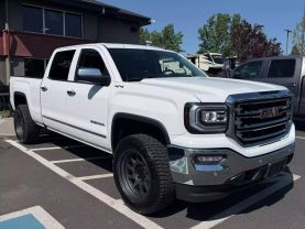 2017 GMC SIERRA 1500 CREW CAB PICKUP V8, ECOTEC3, 5.3 LITER SLT PICKUP 4D 6 1/2 FT