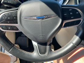2017 CHRYSLER PACIFICA VAN V6, 3.6 LITER TOURING-L MINIVAN 4D