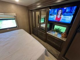 Used 2019 THOR MOTOR COACH WINDSPORT - - 29M - LA Auto Star located in Virginia Beach, VA