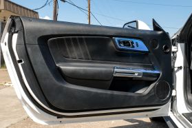 2015 Ford Mustang - Image 46