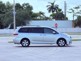 2019 TOYOTA SIENNA