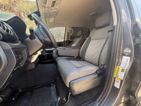 2018 TOYOTA TUNDRA CREWMAX PICKUP V8, 4.6 LITER SR5 PICKUP 4D 5 1/2 FT