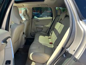 2015 VOLVO XC60 SUV 4-CYL, DRIVE-E, 2.0T T5 PREMIER SPORT UTILITY 4D