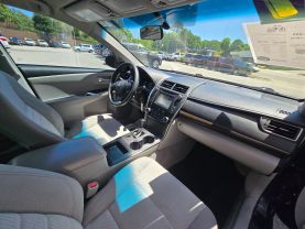 2017 Toyota Camryle Sedan 4d - Image 11