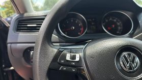 2015 Volkswagen Jetta - Image 28