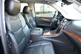 2017 CADILLAC ESCALADE ESV SUV V8, 6.2 LITER LUXURY SPORT UTILITY 4D