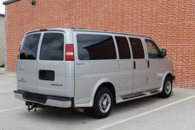 2005 CHEVROLET EXPRESS 2500 CARGO CARGO V8, 6.0 LITER VAN 3D