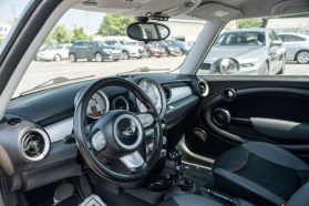 2010 MINI HARDTOP HATCHBACK 4-CYL, 1.6 LITER COOPER HATCHBACK 2D