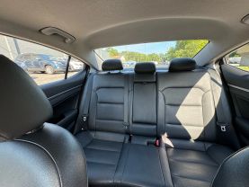 2017 HYUNDAI ELANTRA SEDAN 4-CYL, 2.0 LITER LIMITED SEDAN 4D