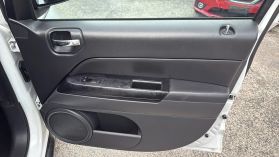 2012 Jeep Compass - Image 20