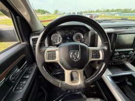 2015 RAM 1500 CREW CAB PICKUP V6, TURBO DIESEL, 3.0L LARAMIE PICKUP 4D 5 1/2 FT