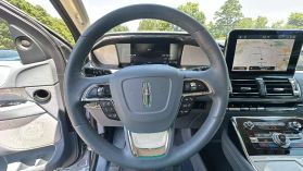2020 Lincoln Navigator - Image 52