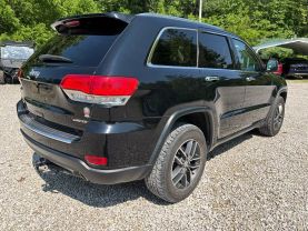 2018 JEEP GRAND CHEROKEE SUV V6, VVT, 3.6 LITER LIMITED SPORT UTILITY 4D at T&T Repairables - used car dealership in Spencer, Indiana.