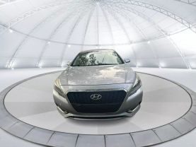 2016 HYUNDAI SONATA HYBRID SEDAN 4-CYL, HYBRID, 2.0 LITER SE SEDAN 4D