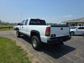 2005 GMC SIERRA 2500 HD EXTENDED CAB PICKUP V8, 6.0 LITER WORK TRUCK PICKUP 4D 6 1/2 FT