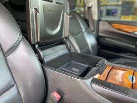 2015 Cadillac Escalade - Image 21