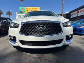 2017 INFINITI QX60 SUV V6, 3.5 LITER 3.5 SPORT UTILITY 4D