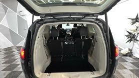 2020 CHRYSLER VOYAGER