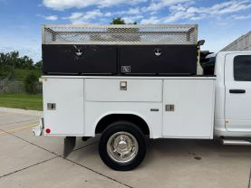 2017 RAM 5500 CREW CAB & CHASSIS CAB CHASSIS 6-CYL, TURBO DSL, 6.7L TRADESMAN CAB & CHASSIS 4D