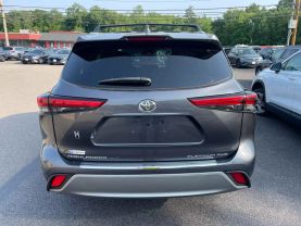 2020 TOYOTA HIGHLANDER SUV V6, 3.5 LITER PLATINUM SPORT UTILITY 4D - Gesner Auto Inc in Taunton, MA, 41.88613, -71.14527