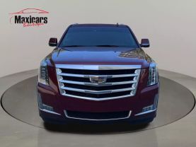 2017 CADILLAC ESCALADE ESV SUV V8, 6.2 LITER LUXURY SPORT UTILITY 4D