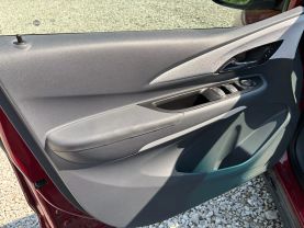 2017 CHEVROLET BOLT EV HATCHBACK ELECTRIC MOTOR LT HATCHBACK 4D at T&T Repairables - used car dealership in Spencer, Indiana.