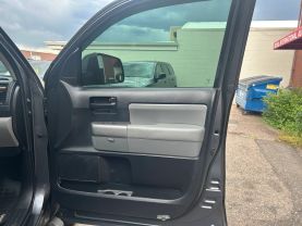 2015 TOYOTA SEQUOIA SUV V8, FLEX FUEL, 5.7 LITER SR5 SPORT UTILITY 4D