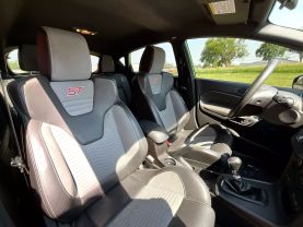 2015 Ford Fiesta - Image 12