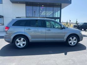 2010 DODGE JOURNEY SUV V6, HO, 3.5 LITER SXT SPORT UTILITY 4D - The Auto Lot
