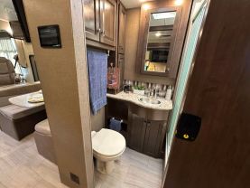 Used 2019 THOR MOTOR COACH WINDSPORT - - 29M - LA Auto Star located in Virginia Beach, VA