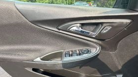 2018 Chevrolet Malibu - Image 10