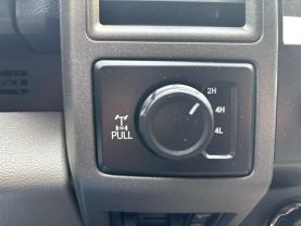 2022 FORD F250 SUPER DUTY CREW CAB PICKUP V8, 7.3 LITER XL PICKUP 4D 6 3/4 FT at T&T Repairables - used car dealership in Spencer, Indiana.