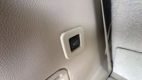 2015 Lincoln Navigator - Image 26