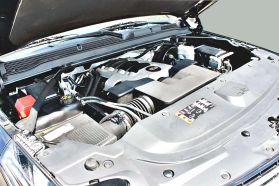 2017 CADILLAC ESCALADE SUV V8, 6.2 LITER PLATINUM SPORT UTILITY 4D