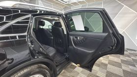 2016 INFINITI QX70