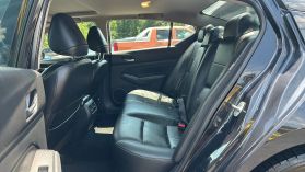 2019 Nissan Altima - Image 17