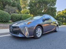 2021 TOYOTA PRIUS XLE HATCHBACK 4D