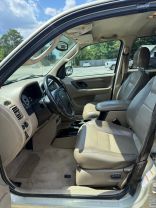2004 FORD ESCAPE