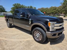 2019 FORD F350 SUPER DUTY CREW CAB PICKUP V8, TURBO DIESEL, 6.7 LITER KING RANCH PICKUP 4D 8 FT