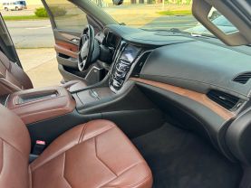 2015 CADILLAC ESCALADE ESV SUV V8, 6.2 LITER LUXURY SPORT UTILITY 4D