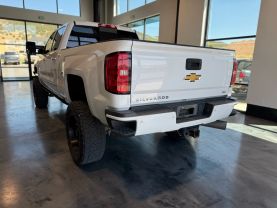 2017 CHEVROLET SILVERADO 2500 HD CREW CAB PICKUP V8, TURBO DIESEL, 6.6 LITER LTZ PICKUP 4D 6 1/2 FT