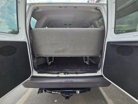 2007 Ford E350 Super Duty Passengerxlt Extended Van 3d - Image 10