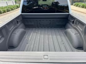 2022 FORD F150 LIGHTNING PICKUP DUAL ELECTRIC MOTORS XLT PICKUP 4D 5 1/2 FT