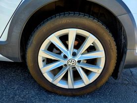 2017 VOLKSWAGEN GOLF ALLTRACK WAGON 4-CYL, TURBO, 1.8 LITER TSI SEL WAGON 4D