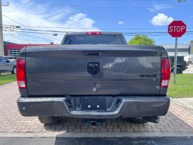 2018 RAM 1500 CREW CAB