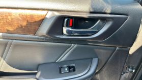 2018 Subaru Outback - Image 19