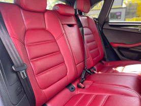 2017 Porsche Macan - Image 24