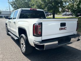 2018 GMC SIERRA 1500 CREW CAB PICKUP V8, ECOTEC3, 5.3 LITER SLT PICKUP 4D 5 3/4 FT