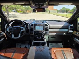 2019 FORD F350 SUPER DUTY CREW CAB PICKUP V8, TURBO DIESEL, 6.7 LITER KING RANCH PICKUP 4D 8 FT